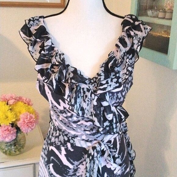 Suzi Chin for Maggy Boutique True Wrap Dress - Picture 2 of 10